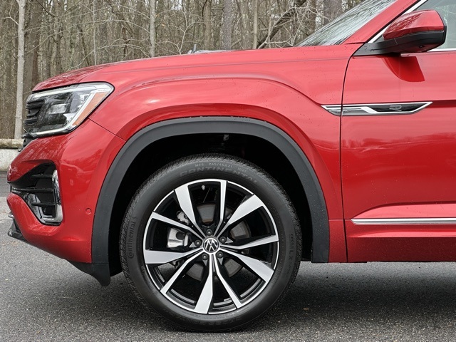 2024 Volkswagen Atlas SEL Premium R-Line photo 25