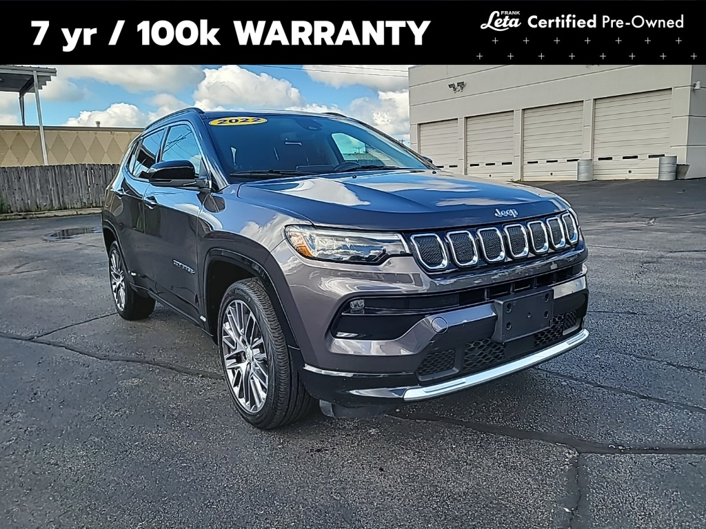 Used 2022 Granite Crystal Metallic Clearcoat Jeep Limited image 1