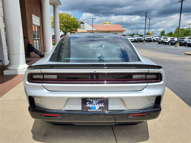 2024 Dodge Charger Daytona Scat Pack photo 6