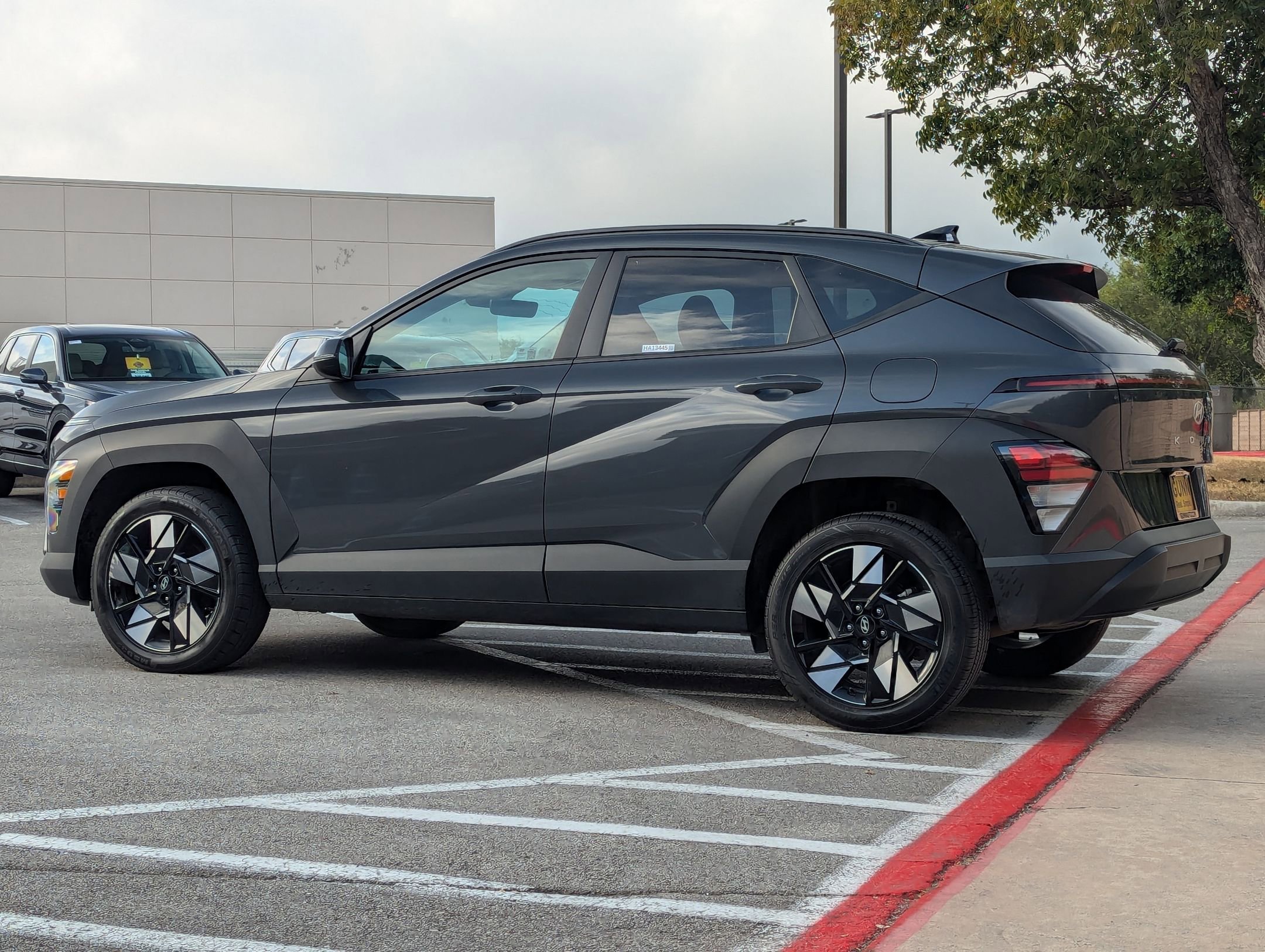 2024 Hyundai Kona SEL photo 4