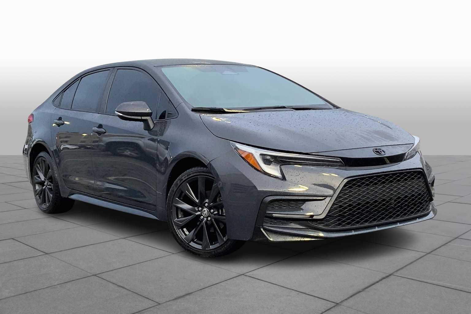 2023 Toyota Corolla SE photo 2