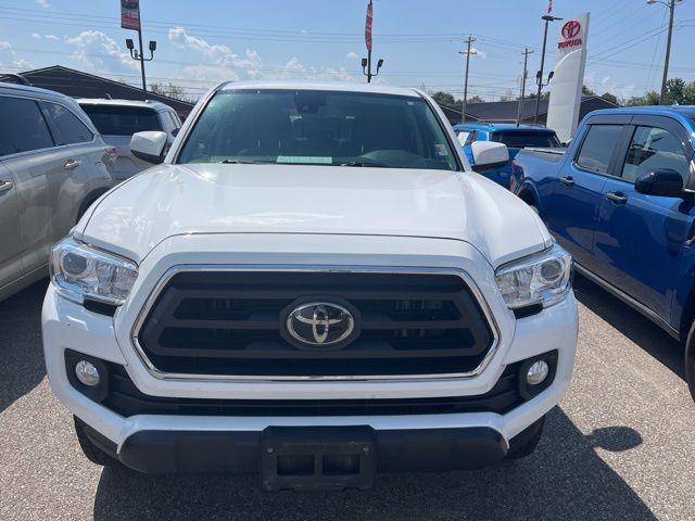 2021 Toyota Tacoma SR5 photo 2