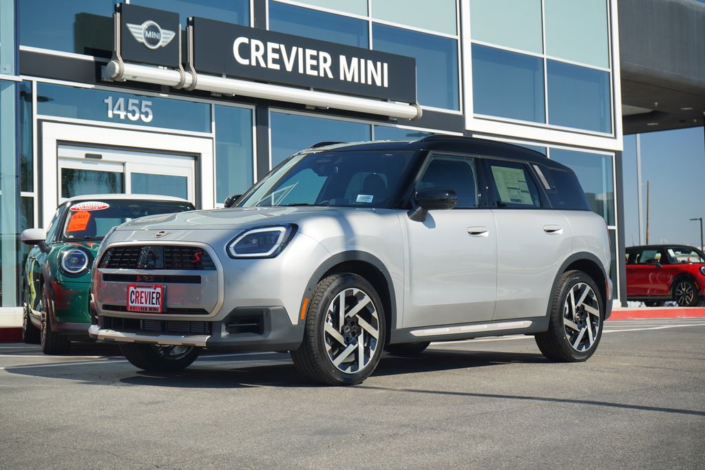 2026 MINI Countryman S's photo