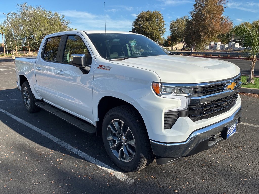 2026 Chevrolet Silverado 1500 LT's photo