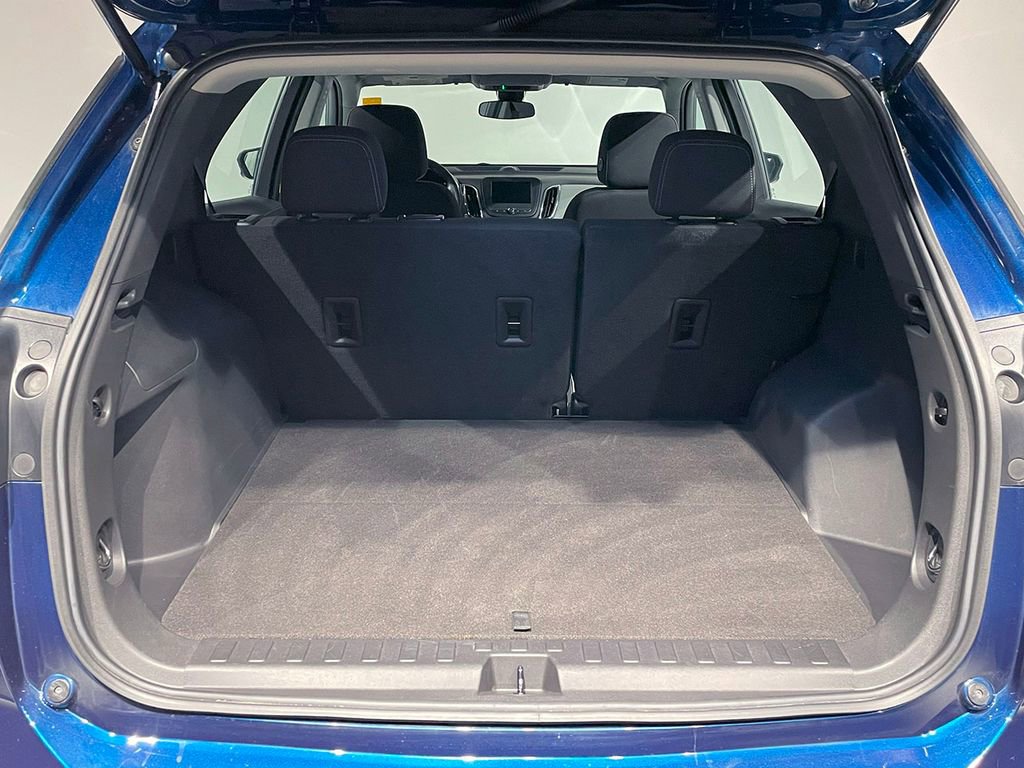 2023 Chevrolet Equinox LS photo 4