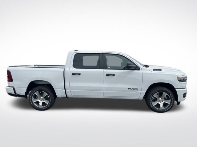 2025 Ram 1500 Tradesman photo 6