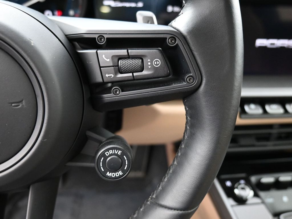 2024 Porsche 911 S photo 10