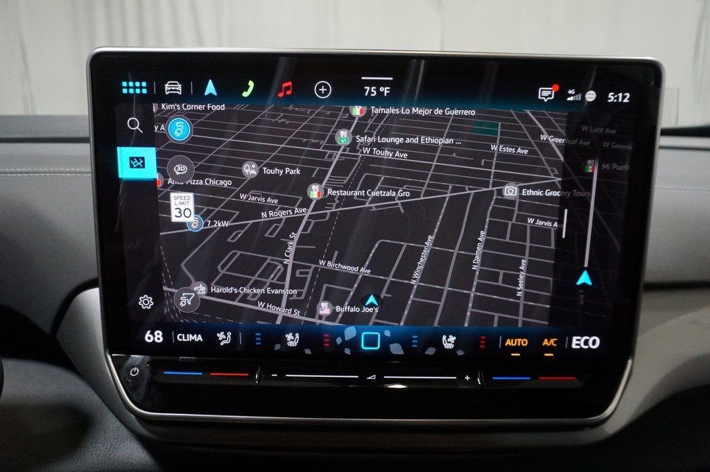 2025 Volkswagen ID.4 Pro Plus photo 17