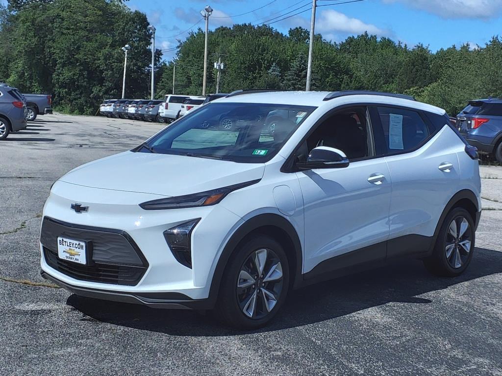 2022 Chevrolet Bolt EUV photo 3
