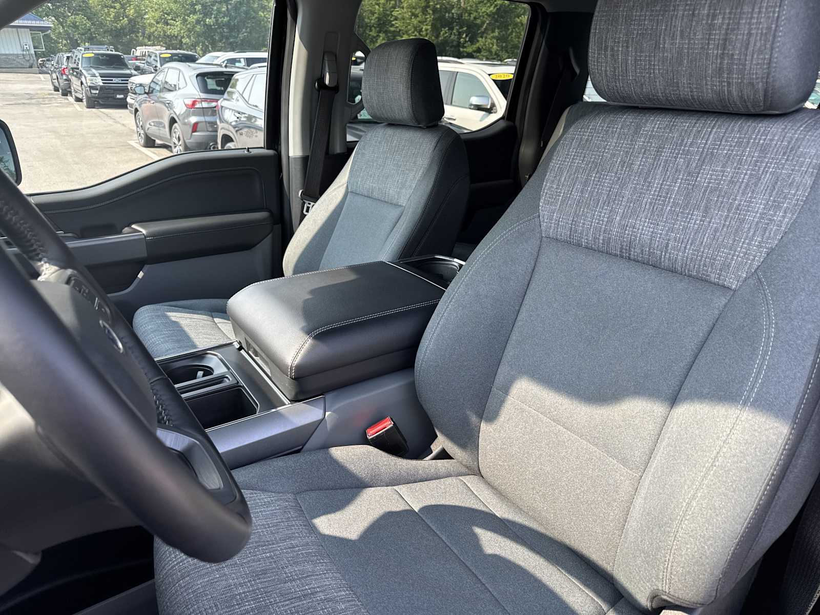 2022 Ford F-150 XLT photo 23