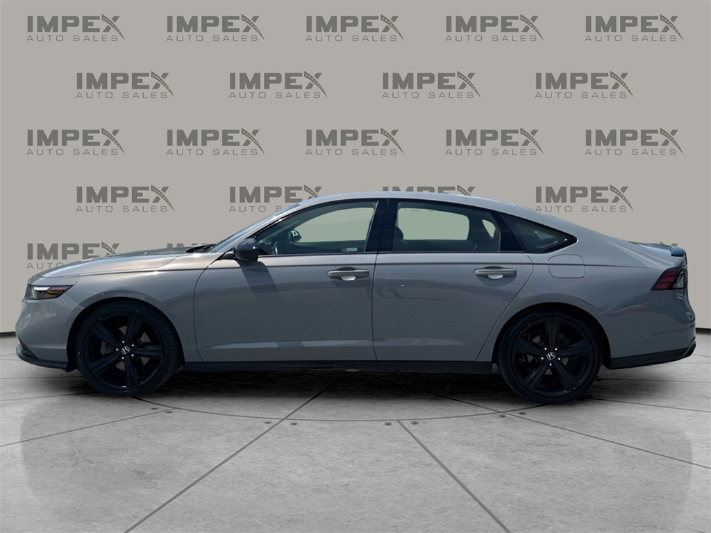 2024 Honda Accord Hybrid Sport-L photo 2
