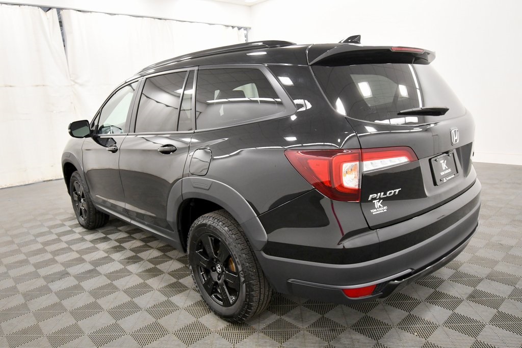 2022 Honda Pilot TrailSport photo 2