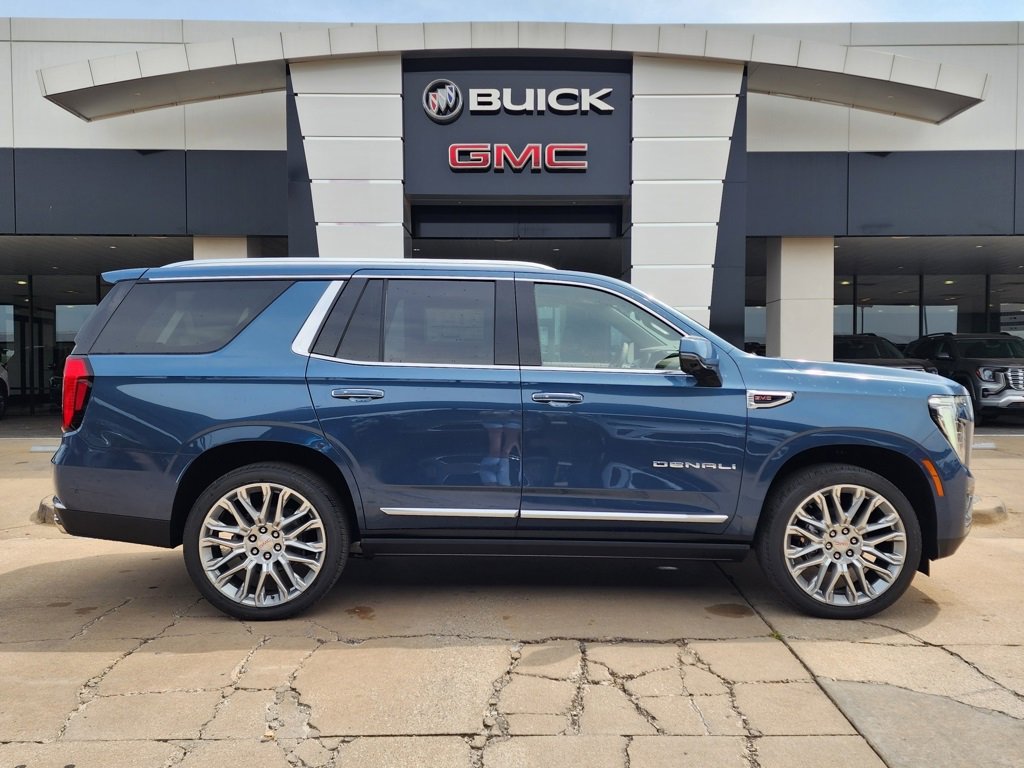 2025 Gmc Yukon Denali photo 2