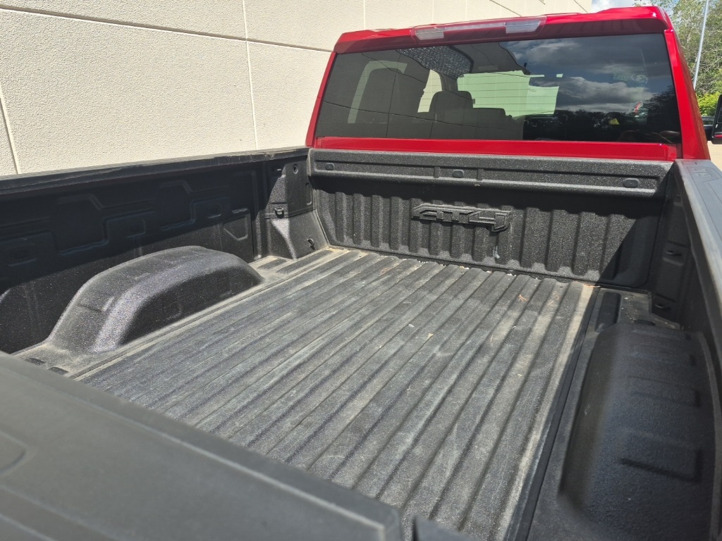 2023 Gmc Sierra HD AT4 photo 8