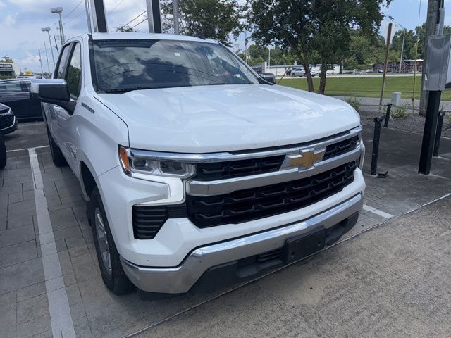 2023 Chevrolet Silverado 1500 LT Texas Edition photo 2