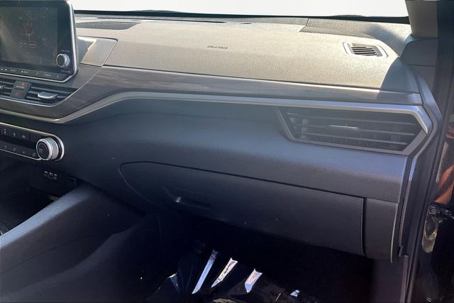 2024 Nissan Altima 2.5 SV photo 18