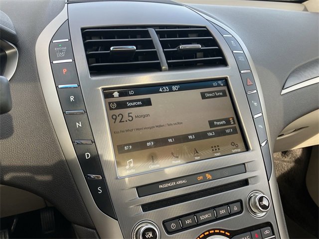 2017 Lincoln MKZ Reserve photo 5