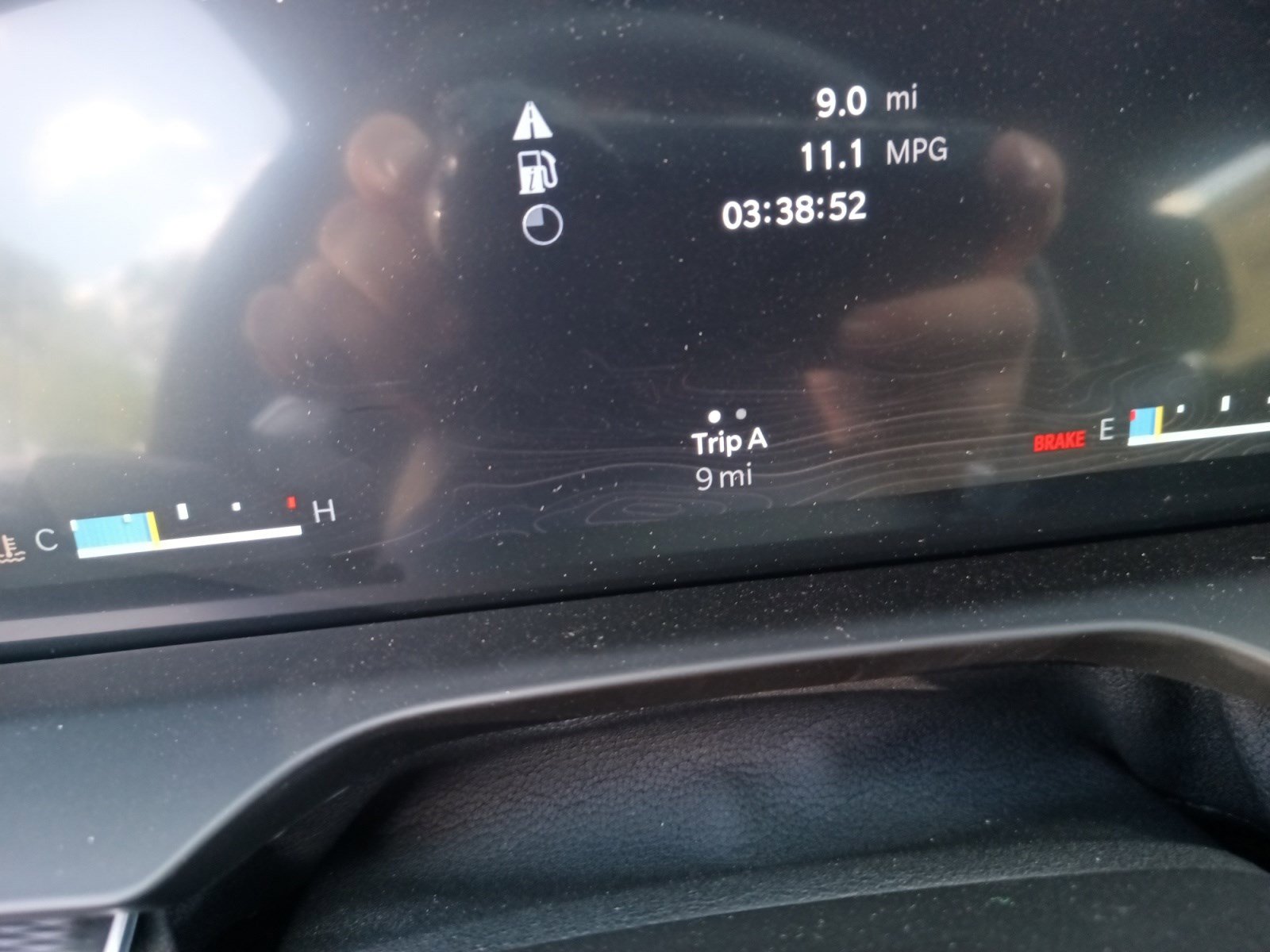 2025 Jeep Grand Cherokee Laredo X photo 2