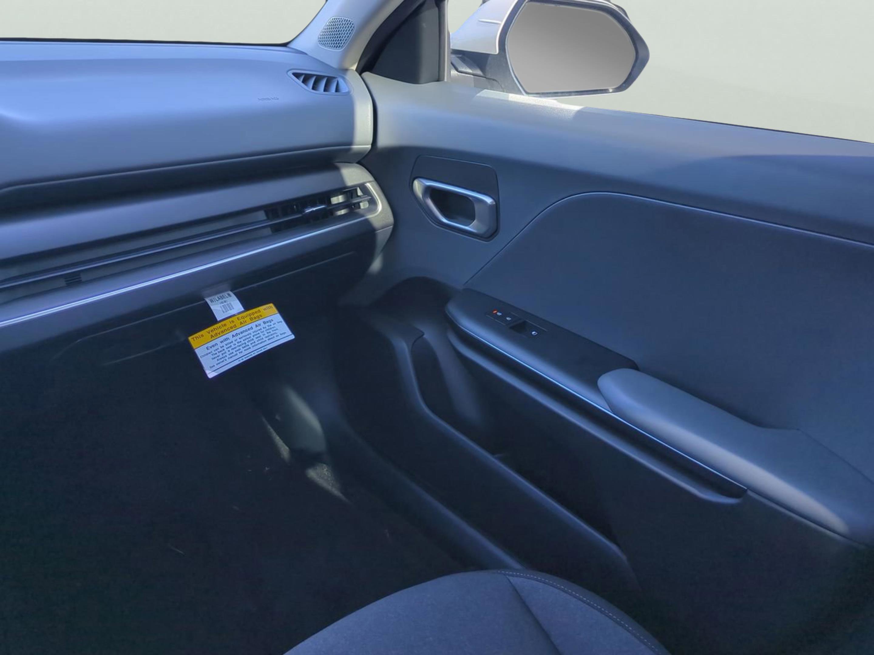 2025 Kia K4 LXS photo 14