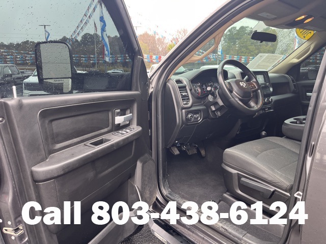 2019 Ram 3500 Tradesman photo 3