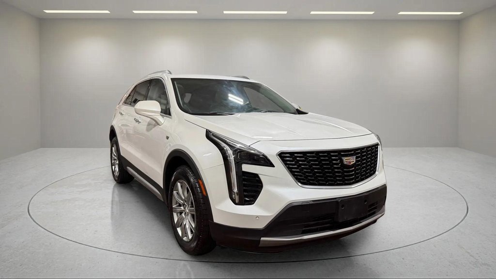 2020 Cadillac XT4 Premium Luxury photo 3