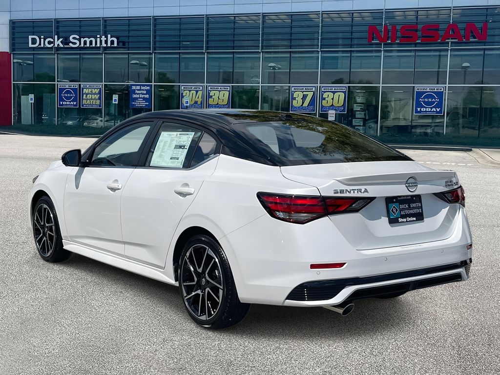 2025 Nissan Sentra SR photo 4