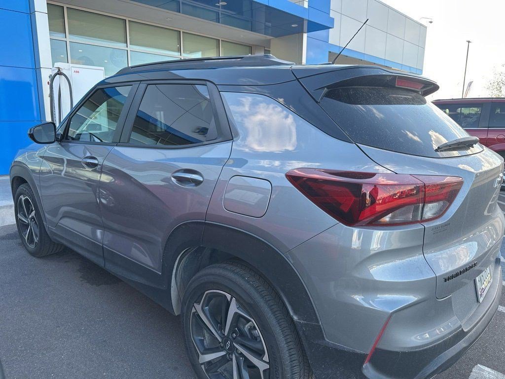 2023 Chevrolet Trailblazer RS photo 2