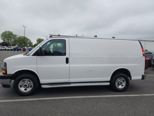 2023 Chevrolet Express Cargo Work Van's photo