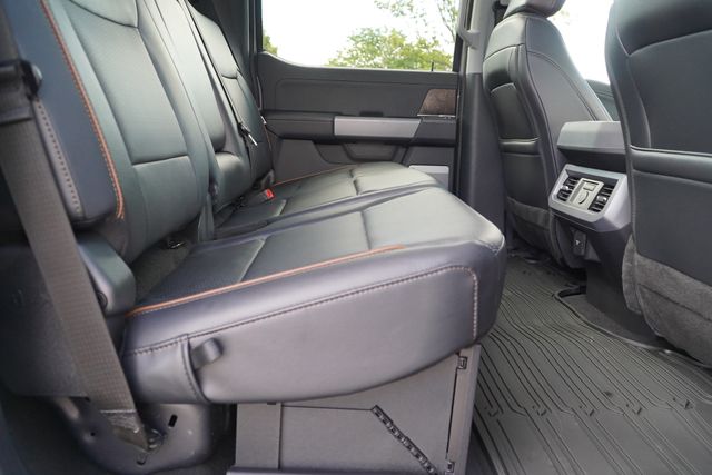 2025 Ford F-250 Lariat photo 34