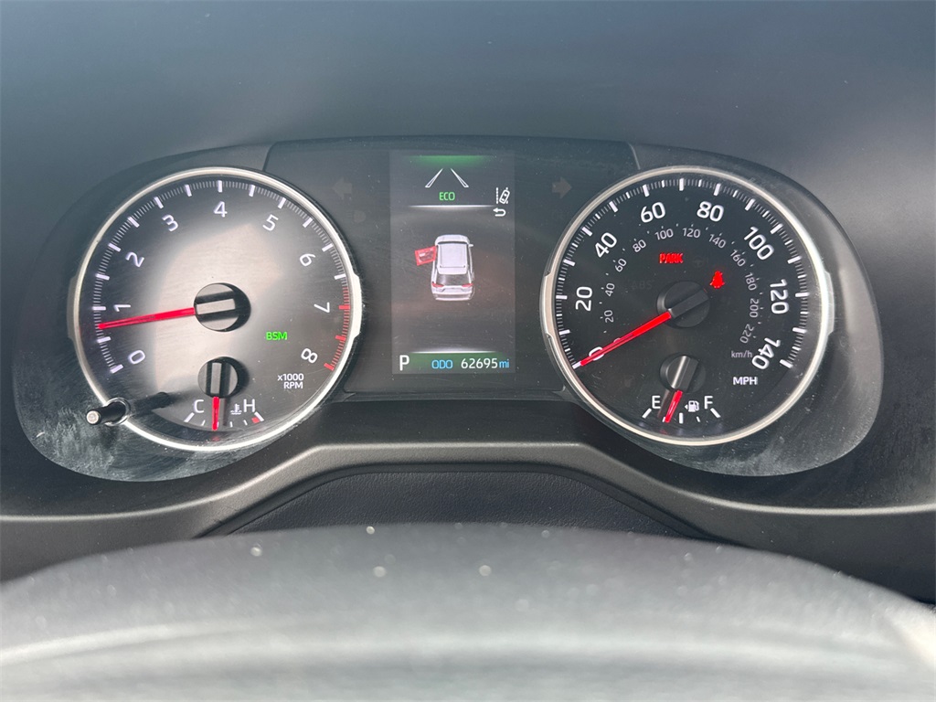 2019 Toyota RAV4 XLE Premium photo 26