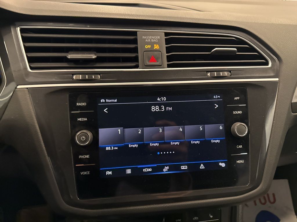 2024 Volkswagen Tiguan SE Wolfsburg Edition photo 19
