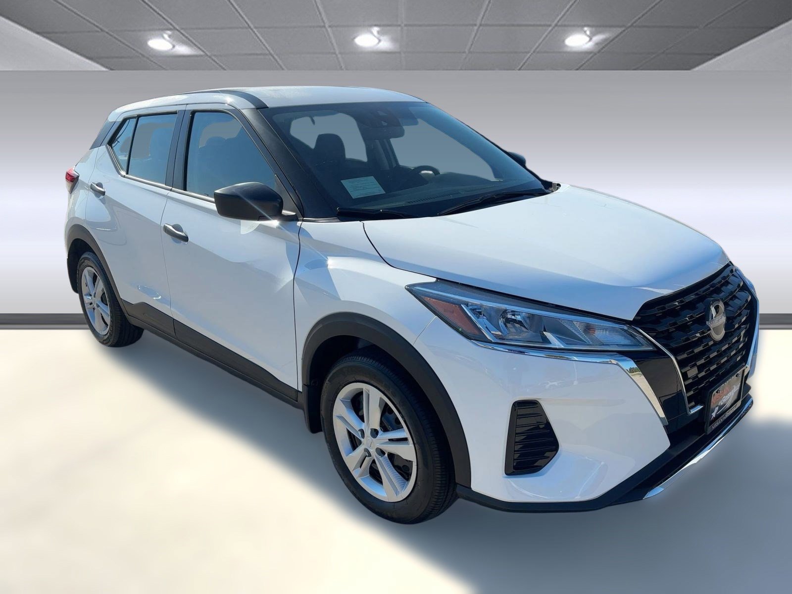 2025 Nissan Kicks Play S photo 7