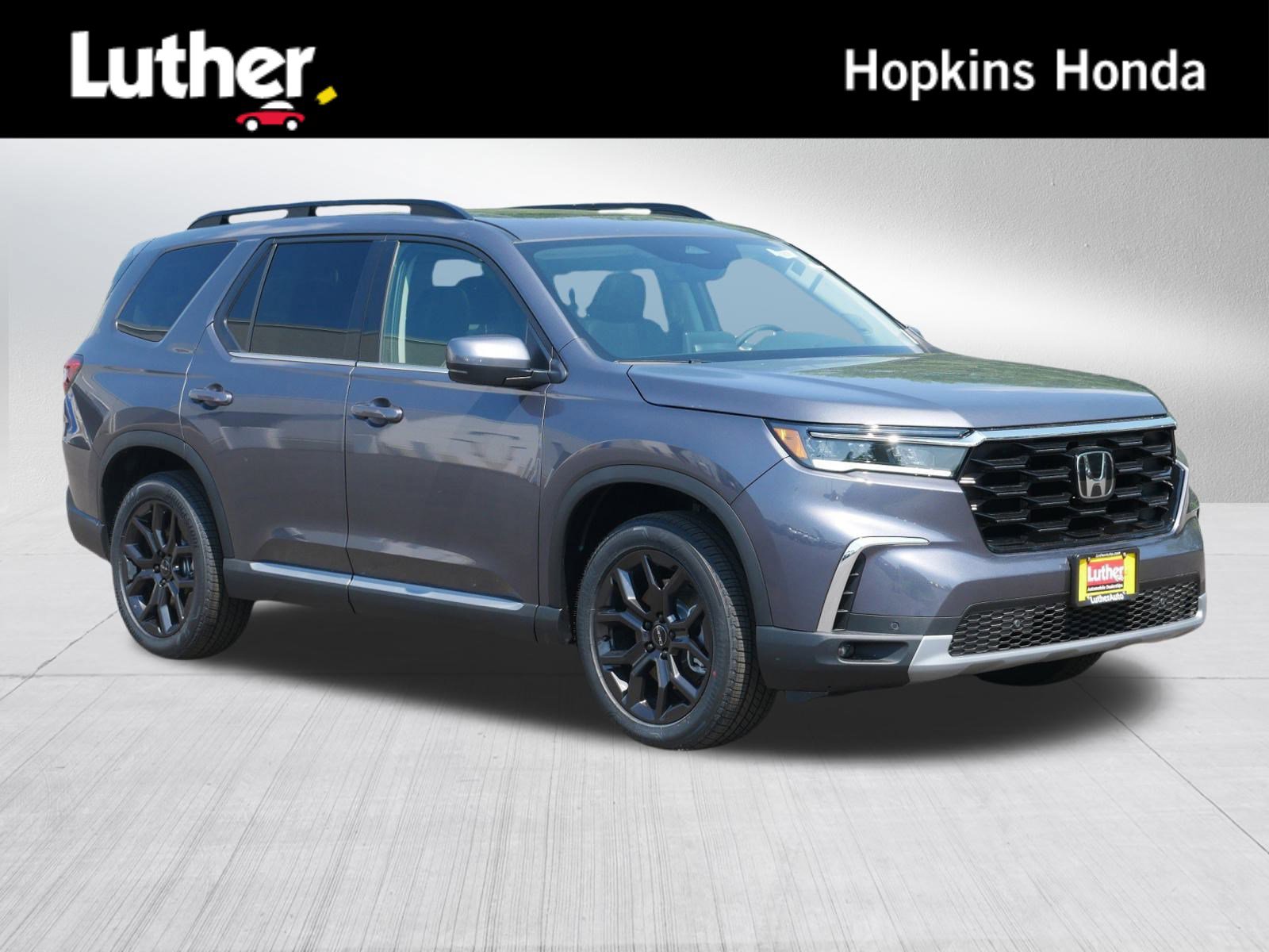 2025 Honda Pilot Touring's photo