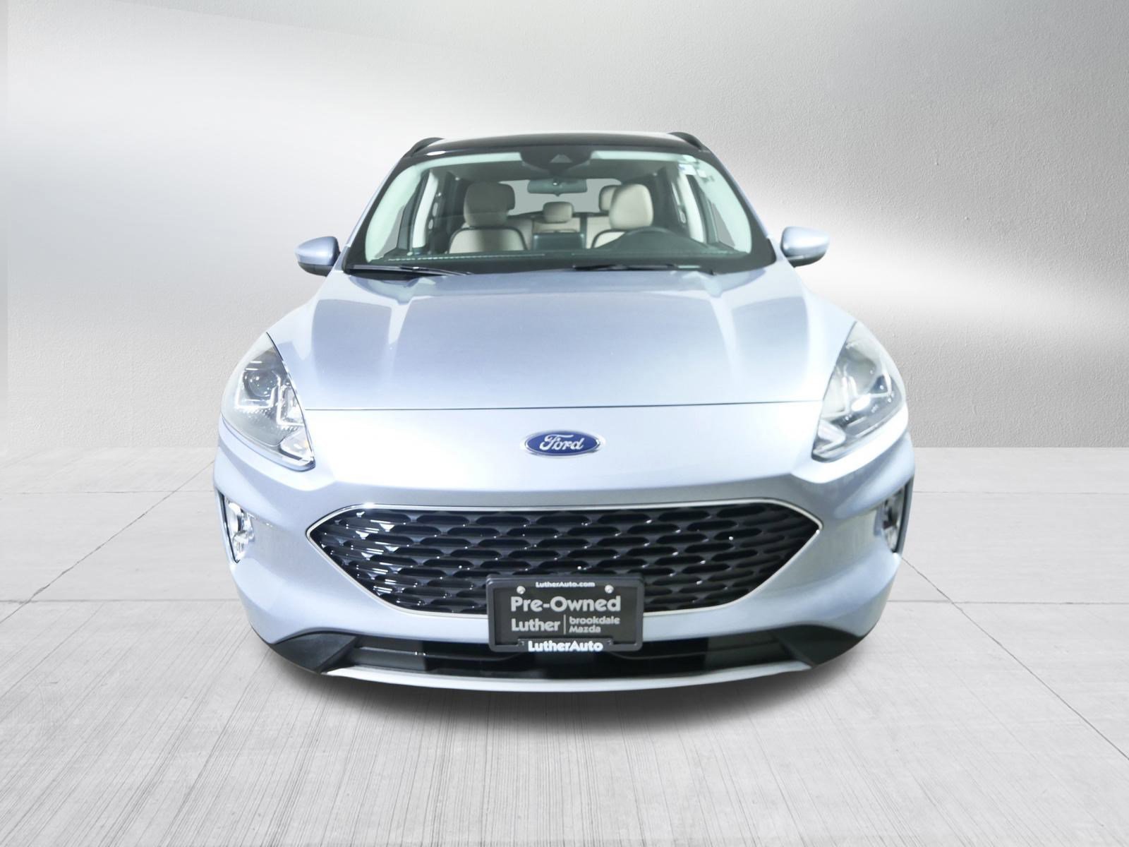 2022 Ford Escape SEL photo 2