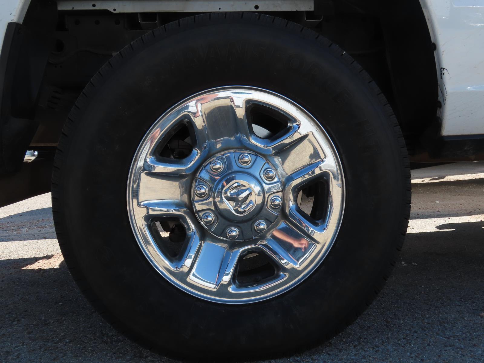 2022 Ram 3500 Tradesman photo 4