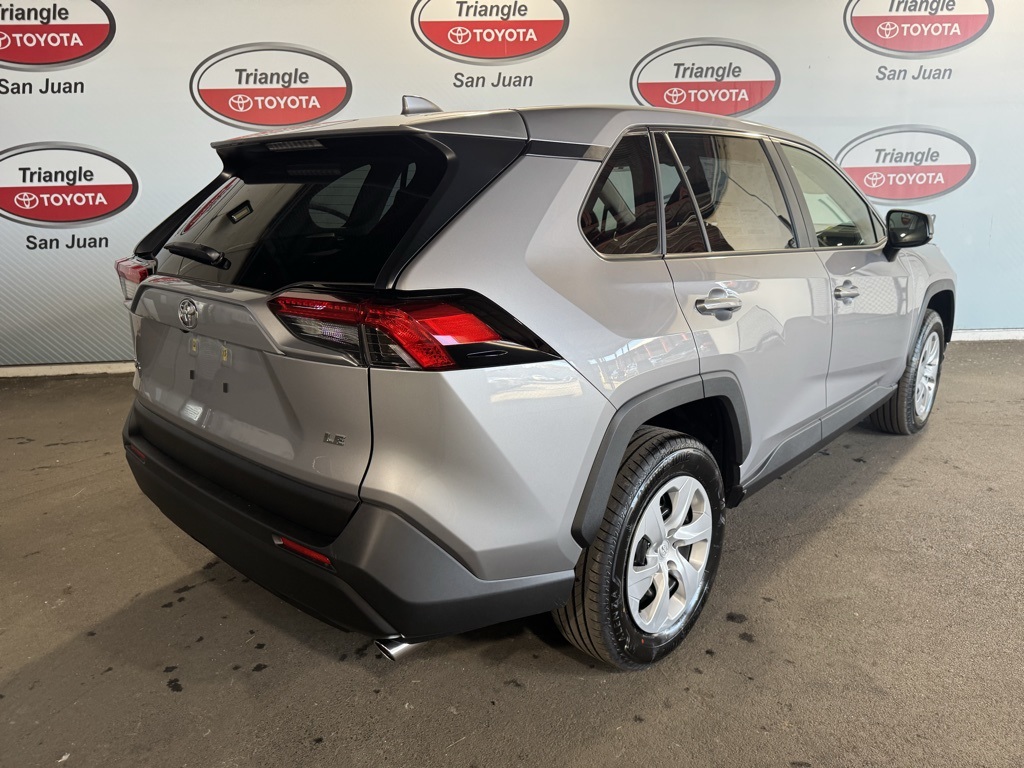 2025 Toyota RAV4 LE photo 2