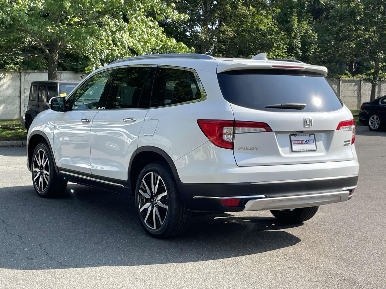 2022 Honda Pilot Touring photo 4