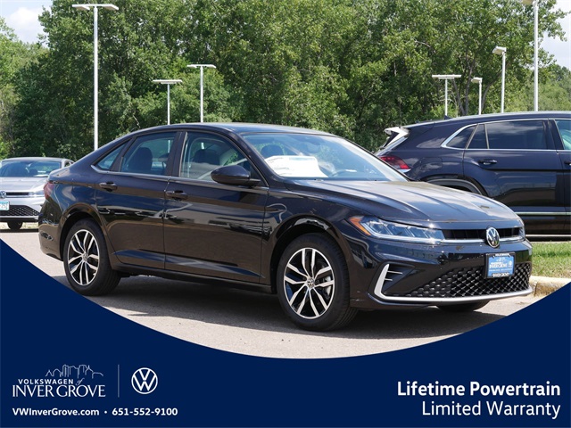 2025 Volkswagen Jetta SE's photo