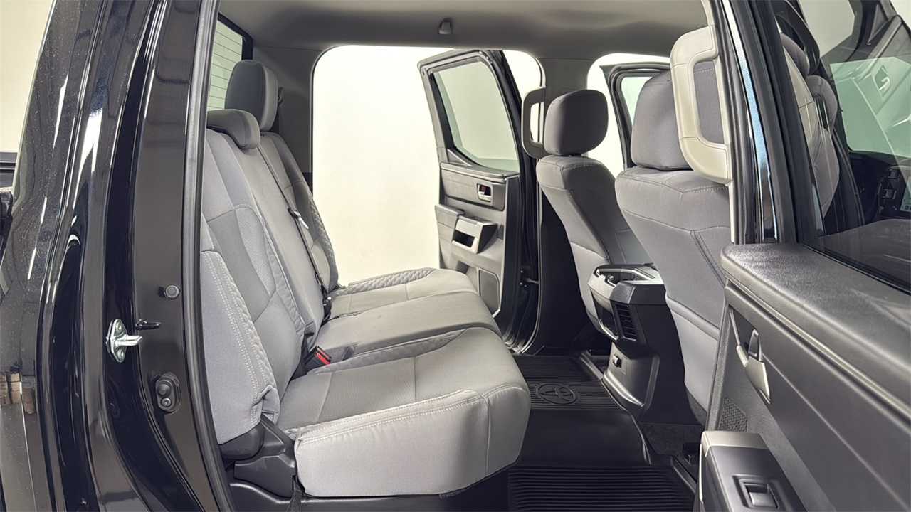 2024 Toyota Tundra SR5 photo 15