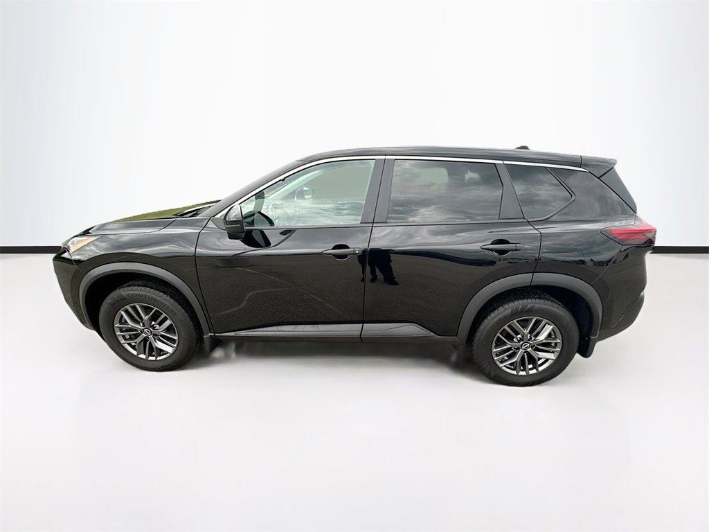 2022 Nissan Rogue S photo 8