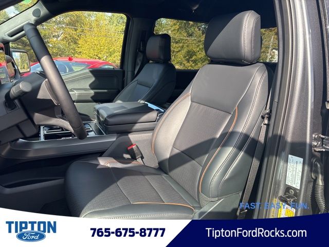 2025 Ford F-150 Lariat photo 4