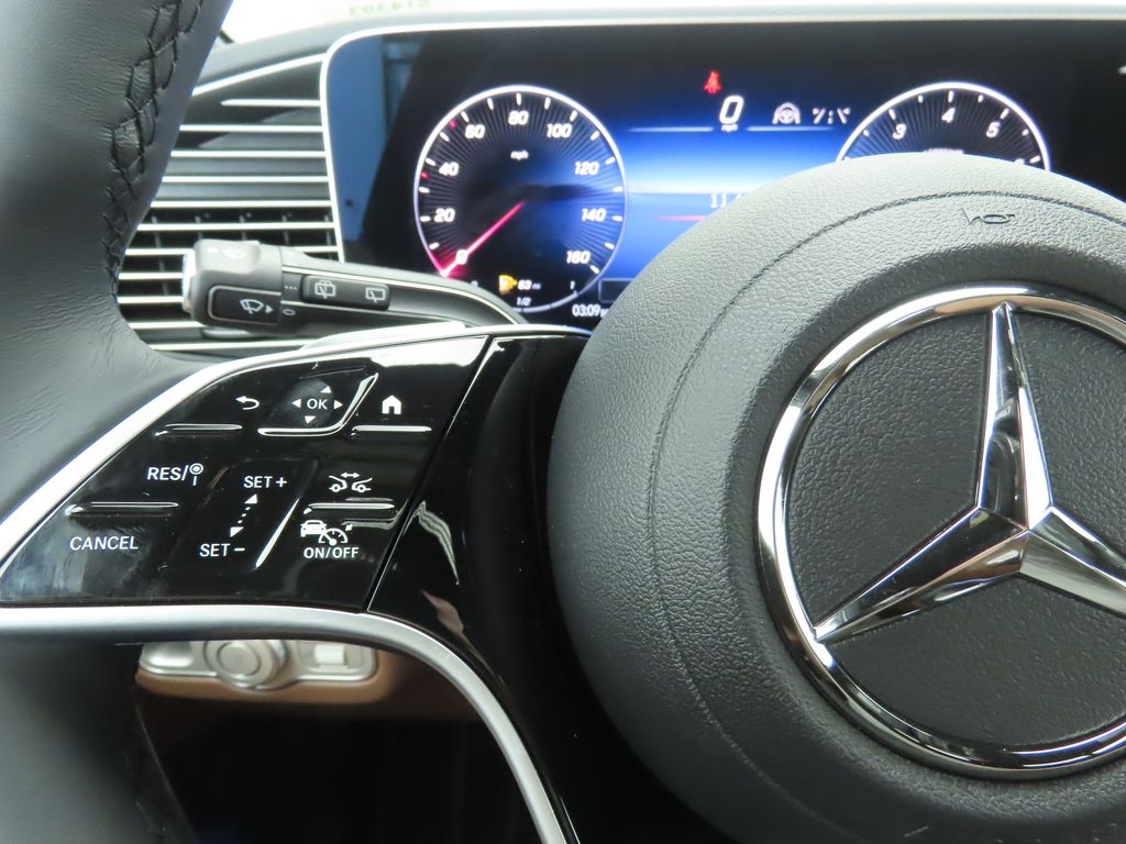 2025 Mercedes Benz GLE 350 4MATIC photo 9