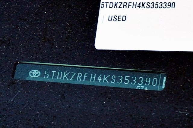 Used 2019  Toyota SE image 36