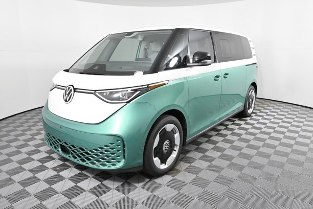 2025 Volkswagen ID. Buzz Pro Plus photo 2