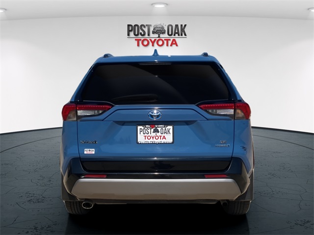 2022 Toyota RAV4 Hybrid SE photo 6