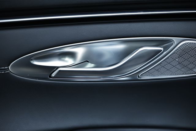 2025 Genesis GV70 2.5T photo 15