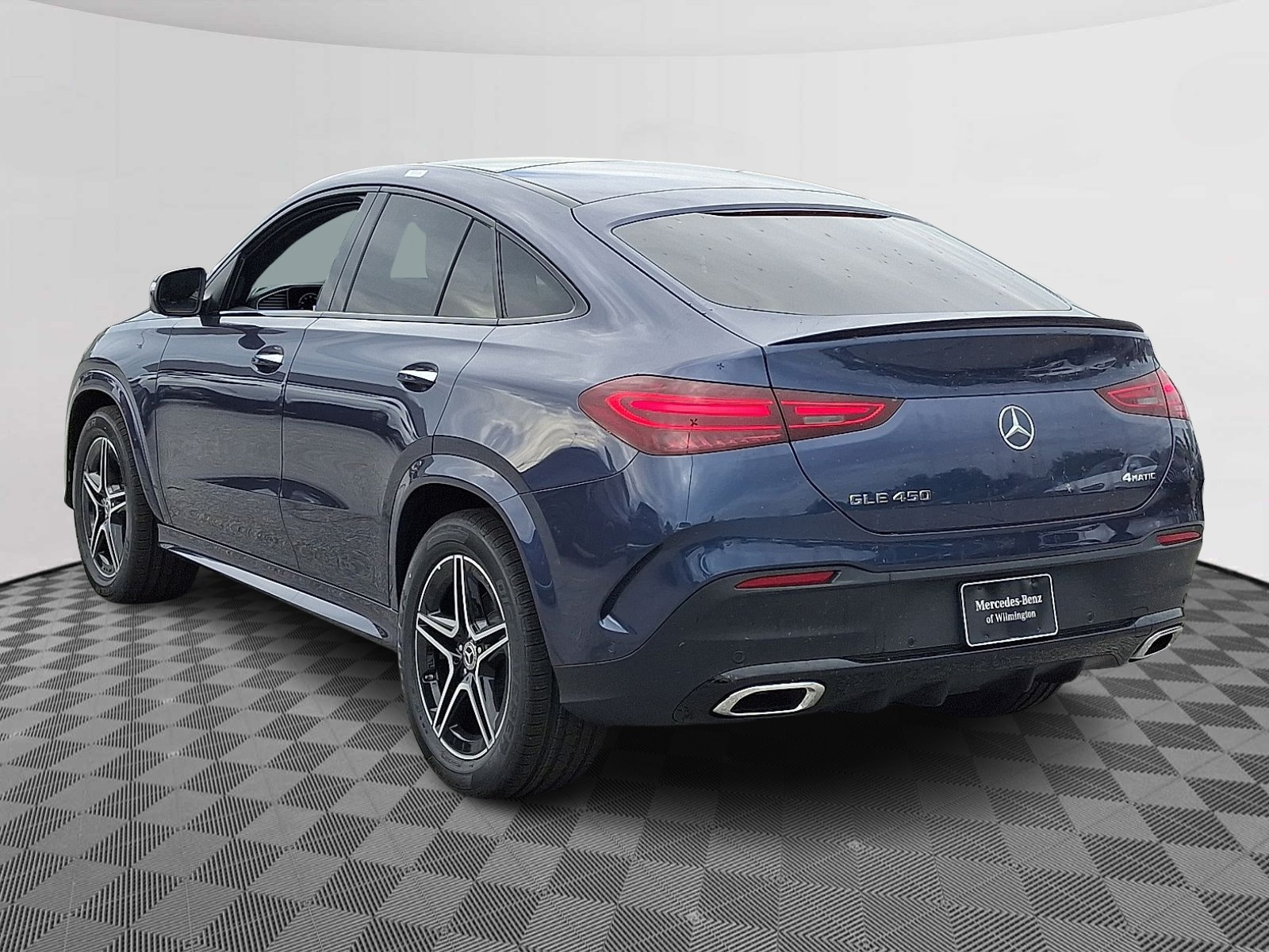2026 Mercedes Benz GLE 450 4MATIC photo 4