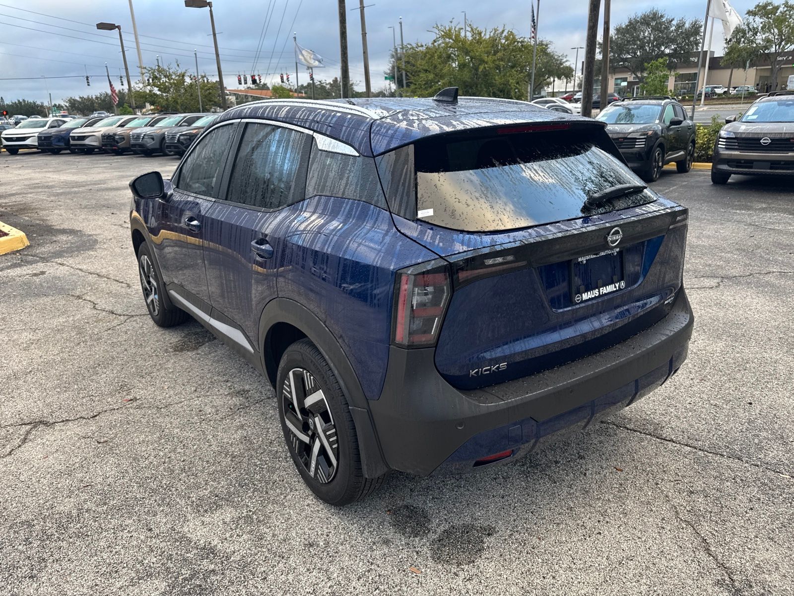 2026 Nissan Kicks SV photo 4