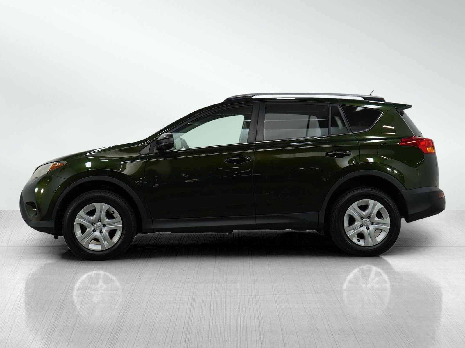 Used 2013 Toyota RAV4 LE with VIN JTMBFREV4D5022575 for sale in Bloomington, Minnesota