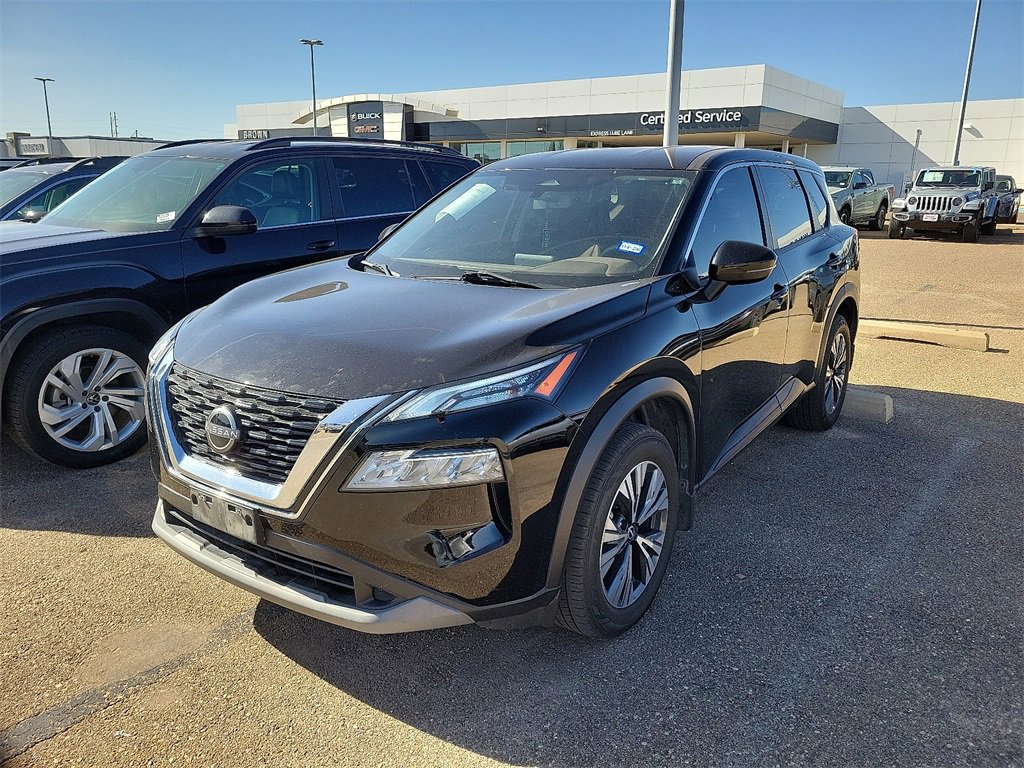 2023 Toyota RAV4 LE photo 2